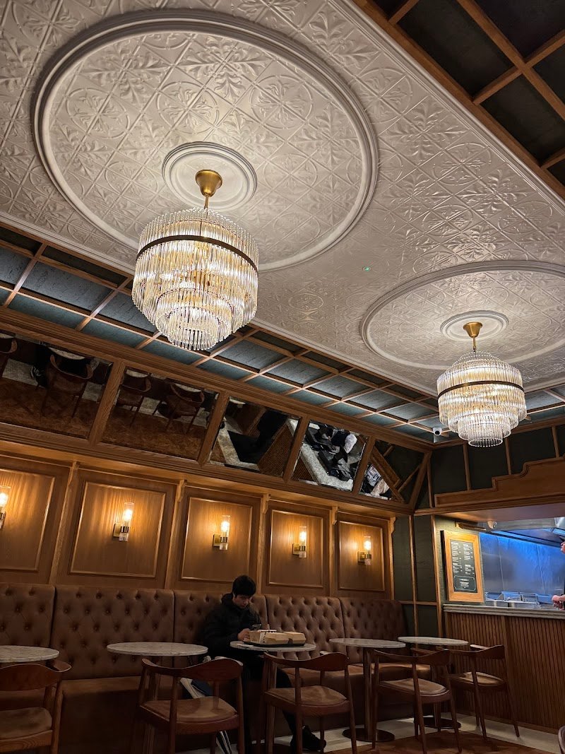 Uncle Georges photo 7