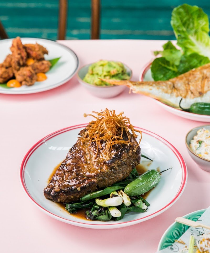 Lola's Mexican Cantina photo 2