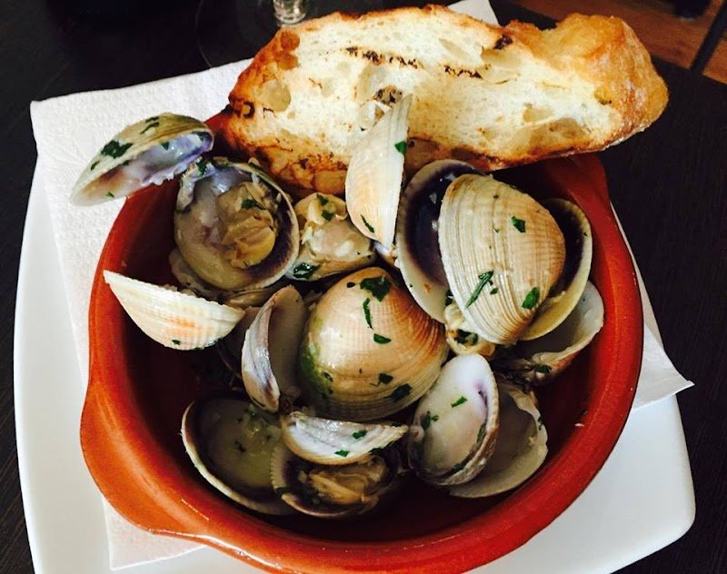 AMONA Pintxos & Tapas Bar Restaurant photo 8