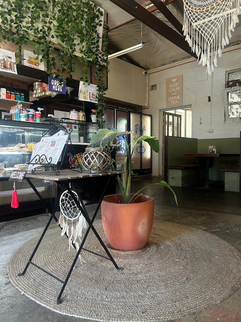 Shep St. Sandos photo 4