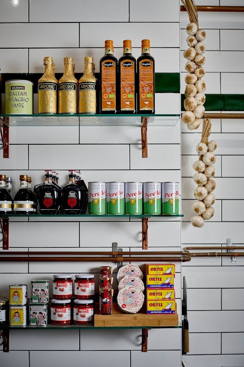 Arno Deli King St photo 10